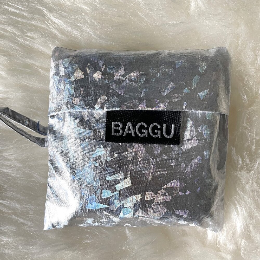 NWOT Baby Baggu - Metallic Silver Flake  (Japan Exclusive  - by Delfonics)